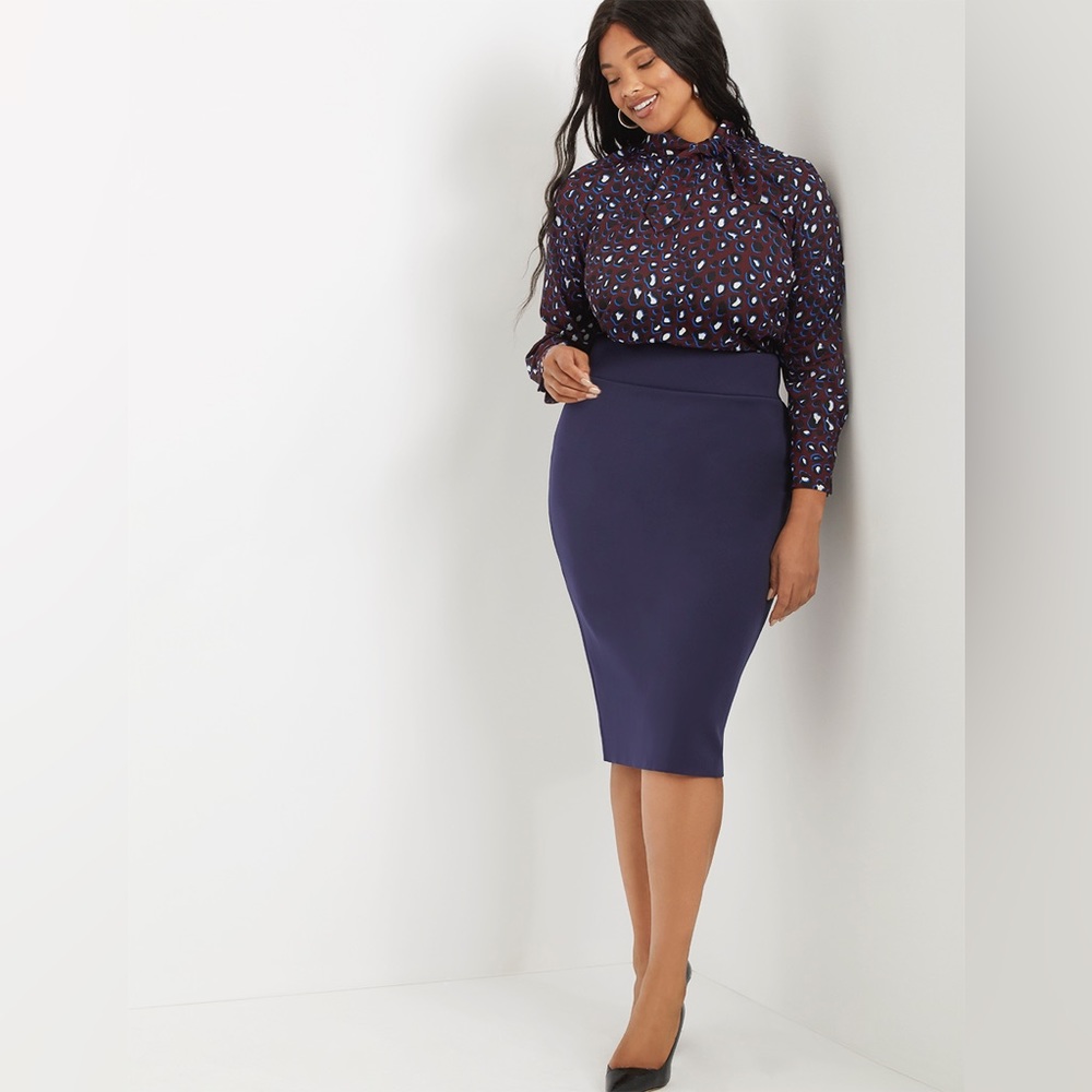 ELOQUII Neoprene Pencil Skirt, Navy, 26W, NWT